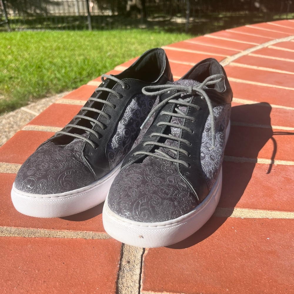 ROBERT GRAHAM SHOE SZ 11